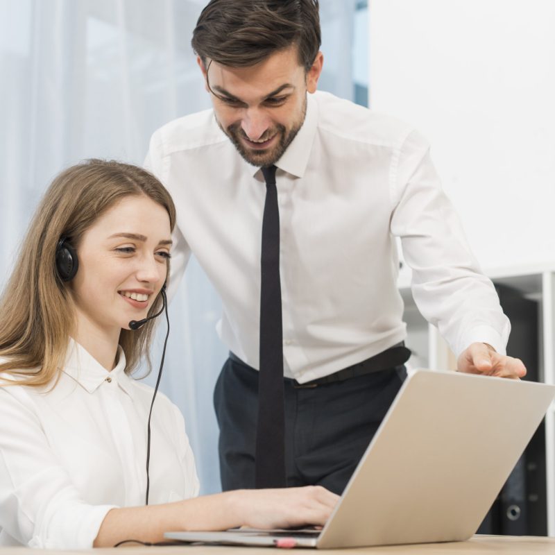 people-working-call-center